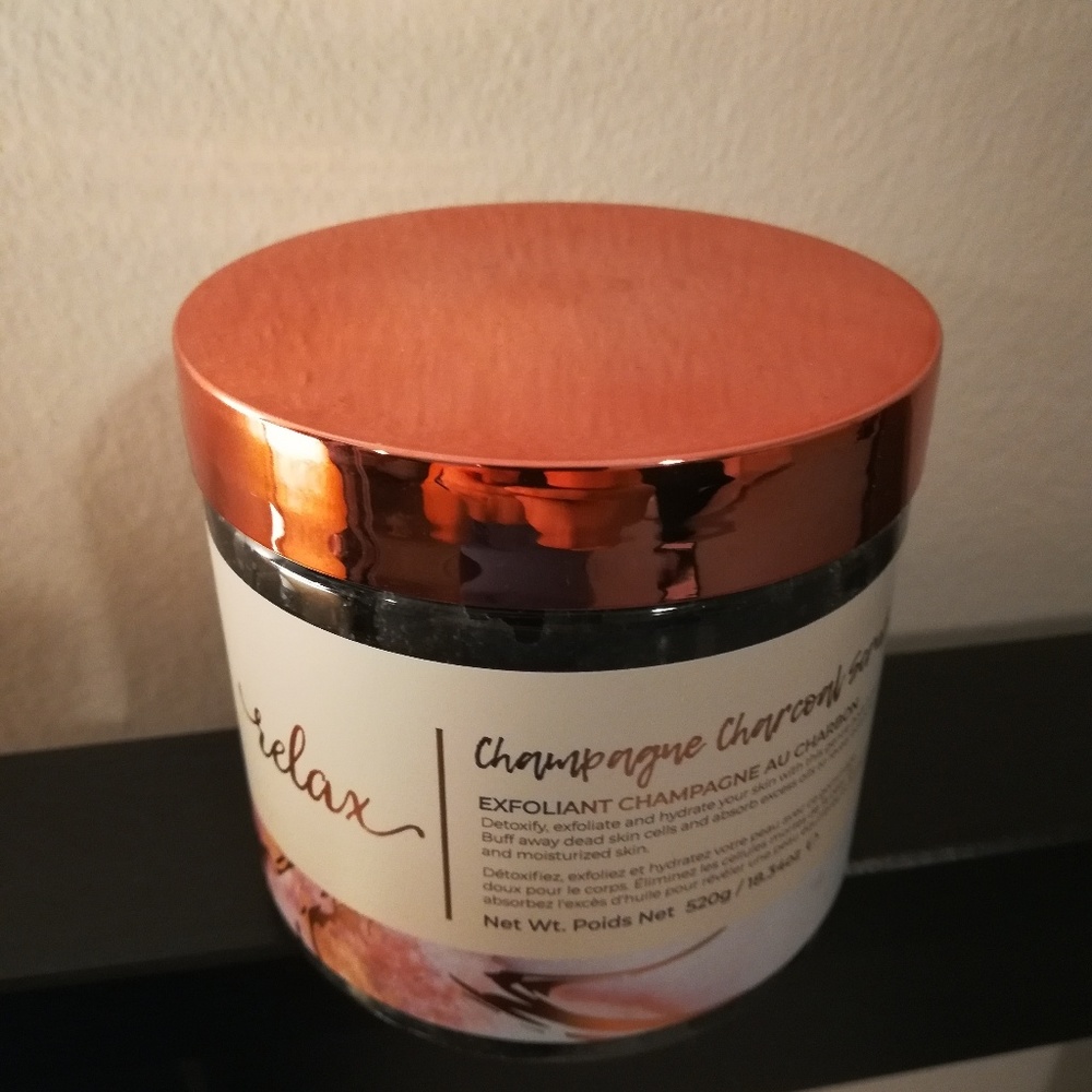Manna Kadar - Champagne Body Scrub